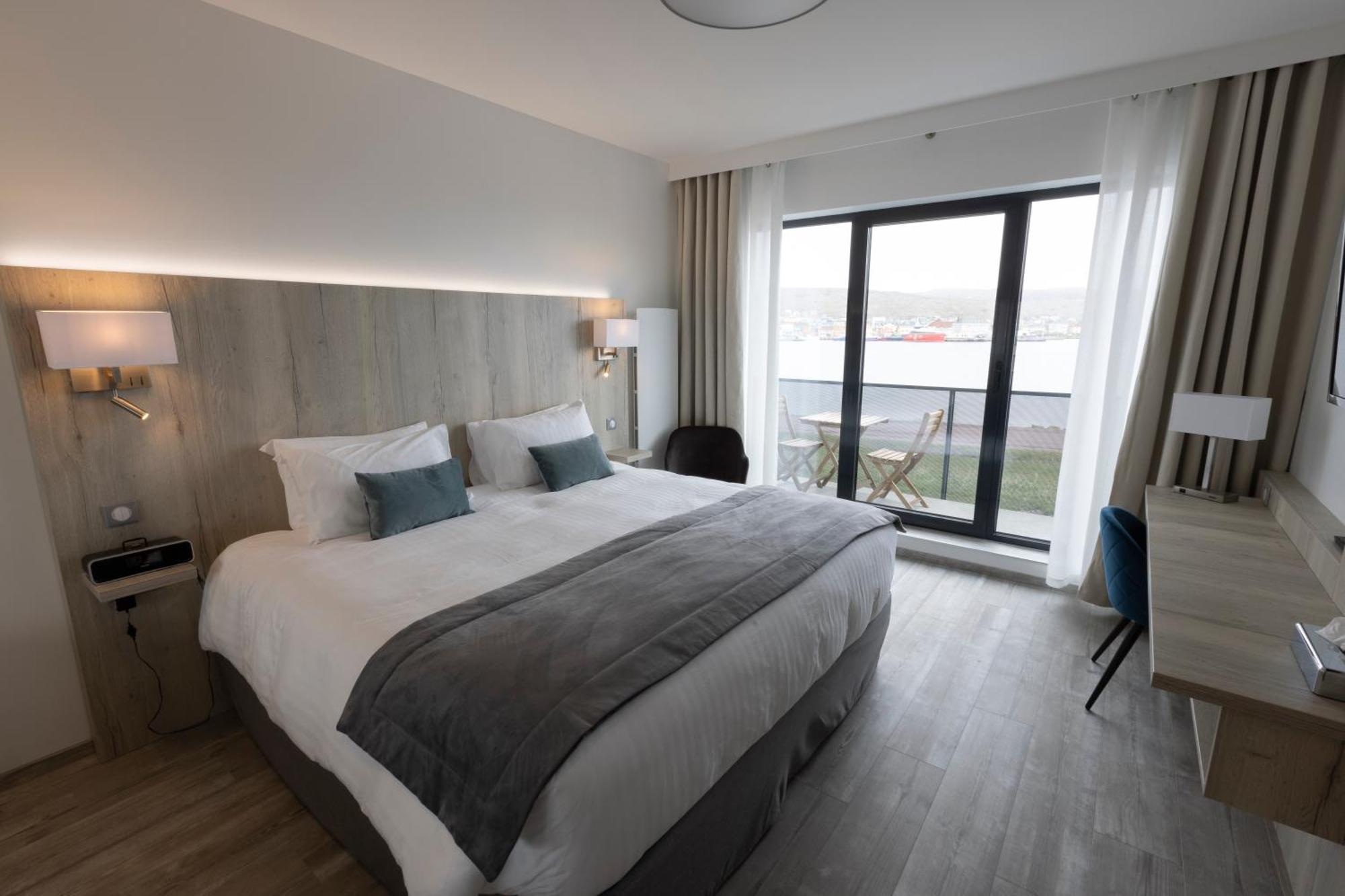 Les Terrasses Du Port Hotel Saint-Pierre Eksteriør billede